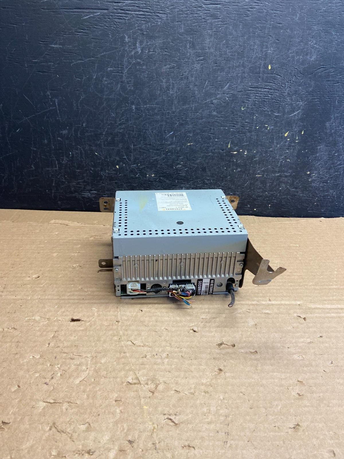 2006-2011 Mitsubishi Endeavor AM/FM/CD/MP3 Radio Head Unit Receiver af2673 DG3