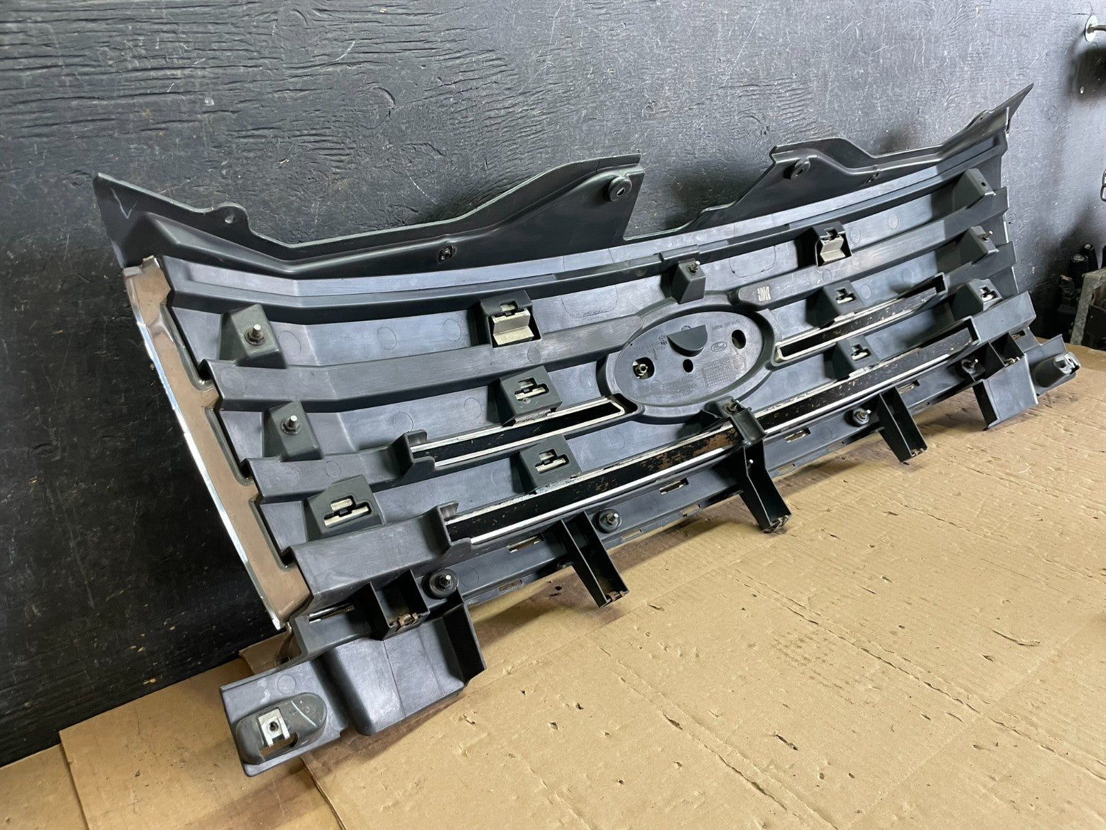 2007 2008 2009 2010 Ford Edge Front Upper Chrome Grill Grille Oem aa8928 DG8