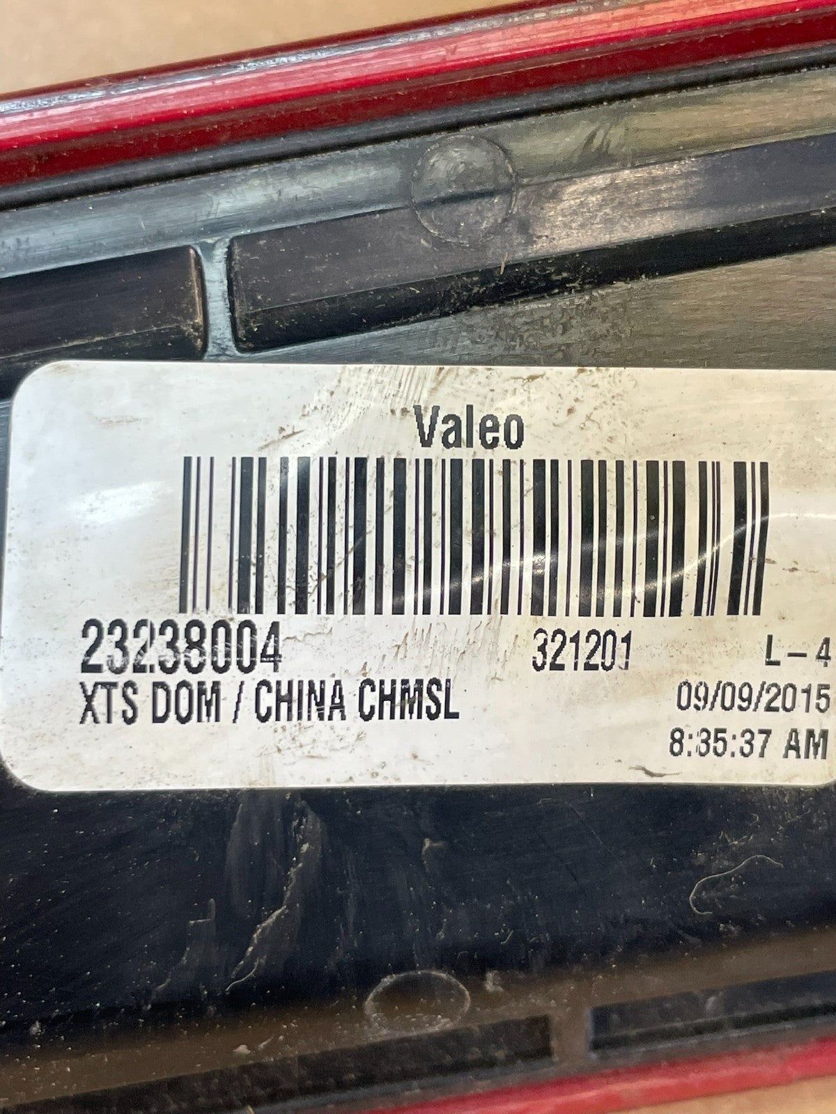2013 to 2017 Cadillac XTS LED Third 3rd Center Tail Trunk Light AD0149 DG7