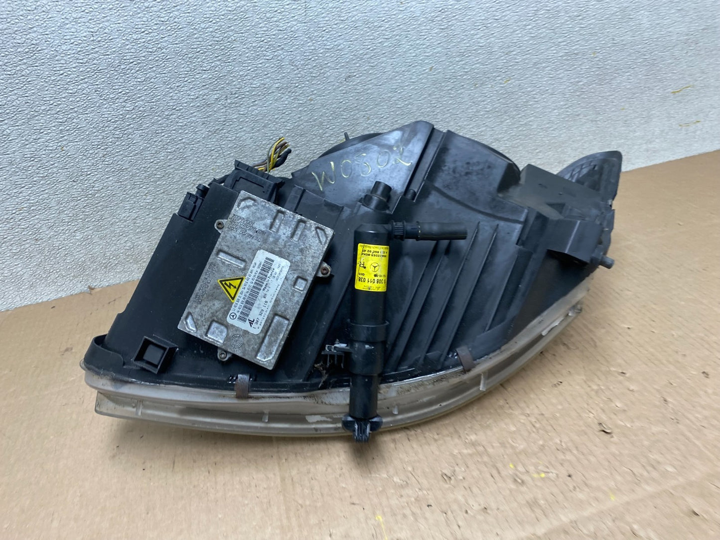 Xenon HID 2007 to 2009 Mercedes S-Class Right Passenger Rh Headlight W0802 DW13