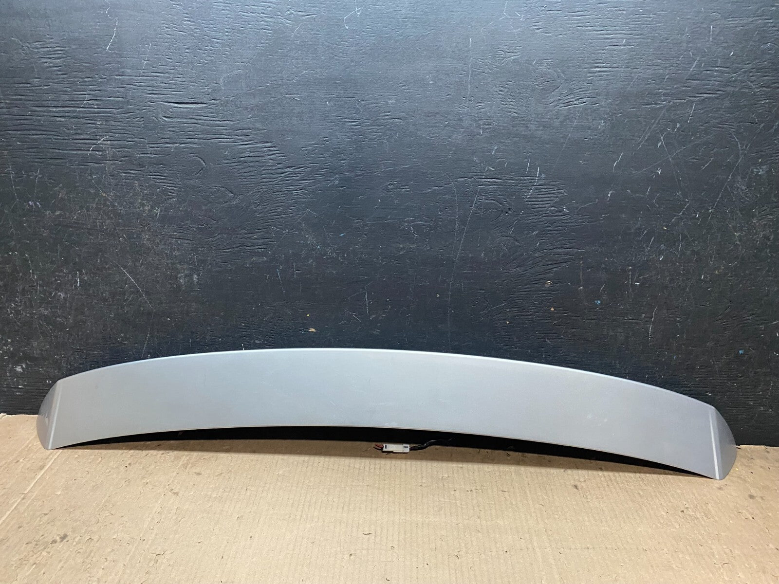 2007 to 2013 Mitsubishi Outlander Rear Spoiler 3RD Brake Light OEM j0451 DG10