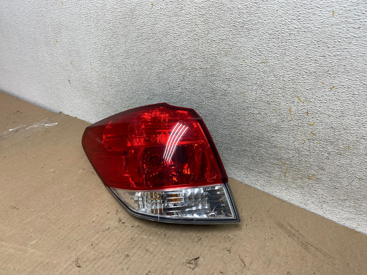 2010-2014 Subaru Outback Wagon Left Driver Lh Side Tail Light AH6903 LK2