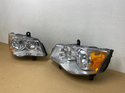 2008 to 2016 Chrysler Town and Country Left+Right Side Headlights AF9905 DW1