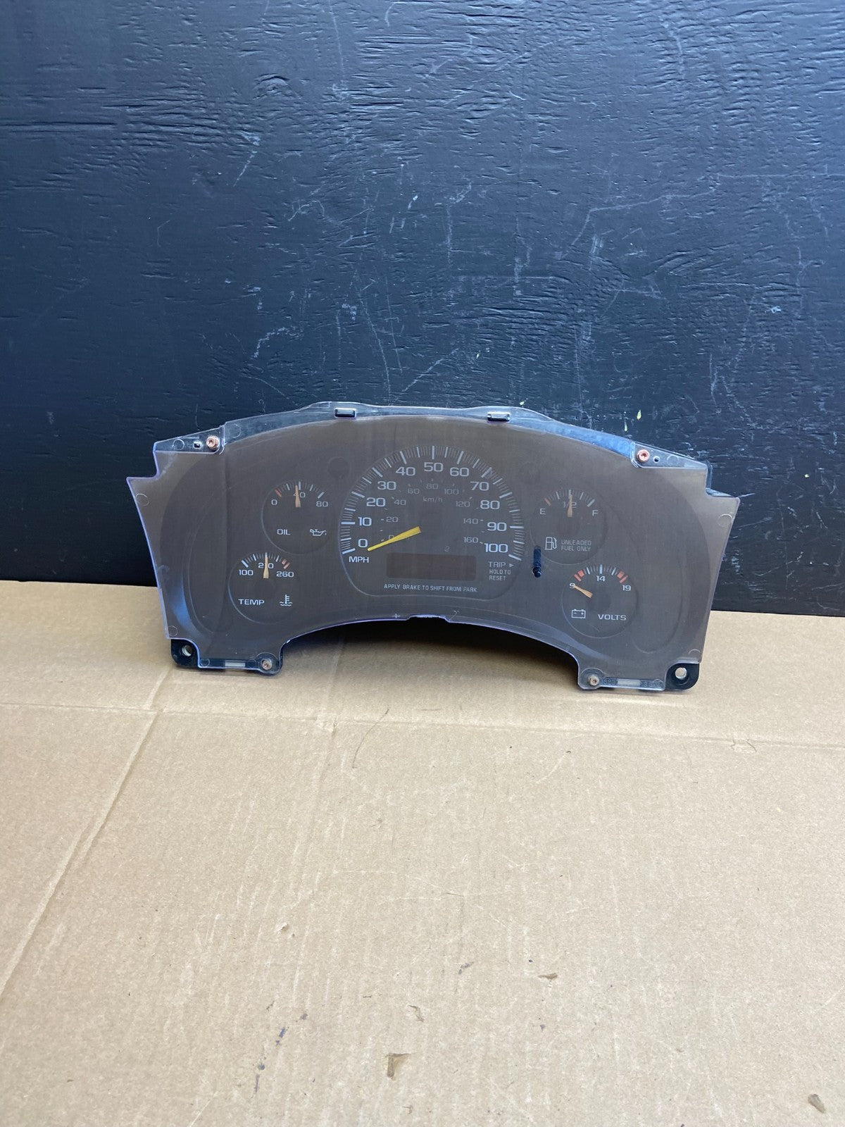 1996 to 2000 Chevrolet Express Speedometer Cluster Gauge OEM AB9206 DG0