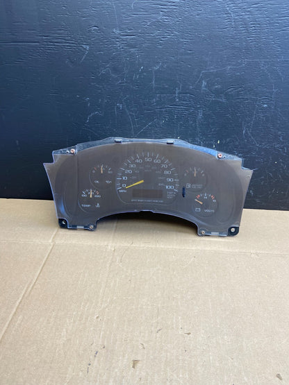 1996 to 2000 Chevrolet Express Speedometer Cluster Gauge OEM AB9206 DG0