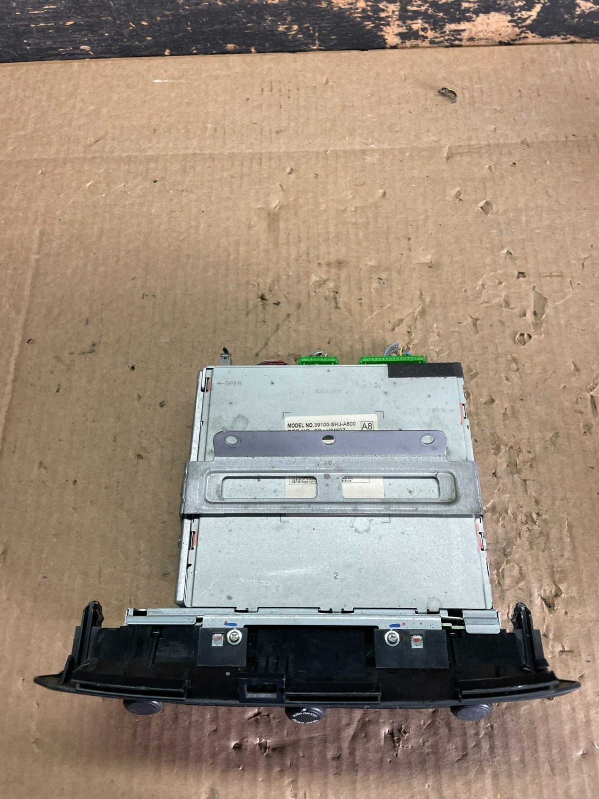 2005 to 2010 Honda Odyssey Am Fm Cd Player Radio Receiver AB3133 DG4