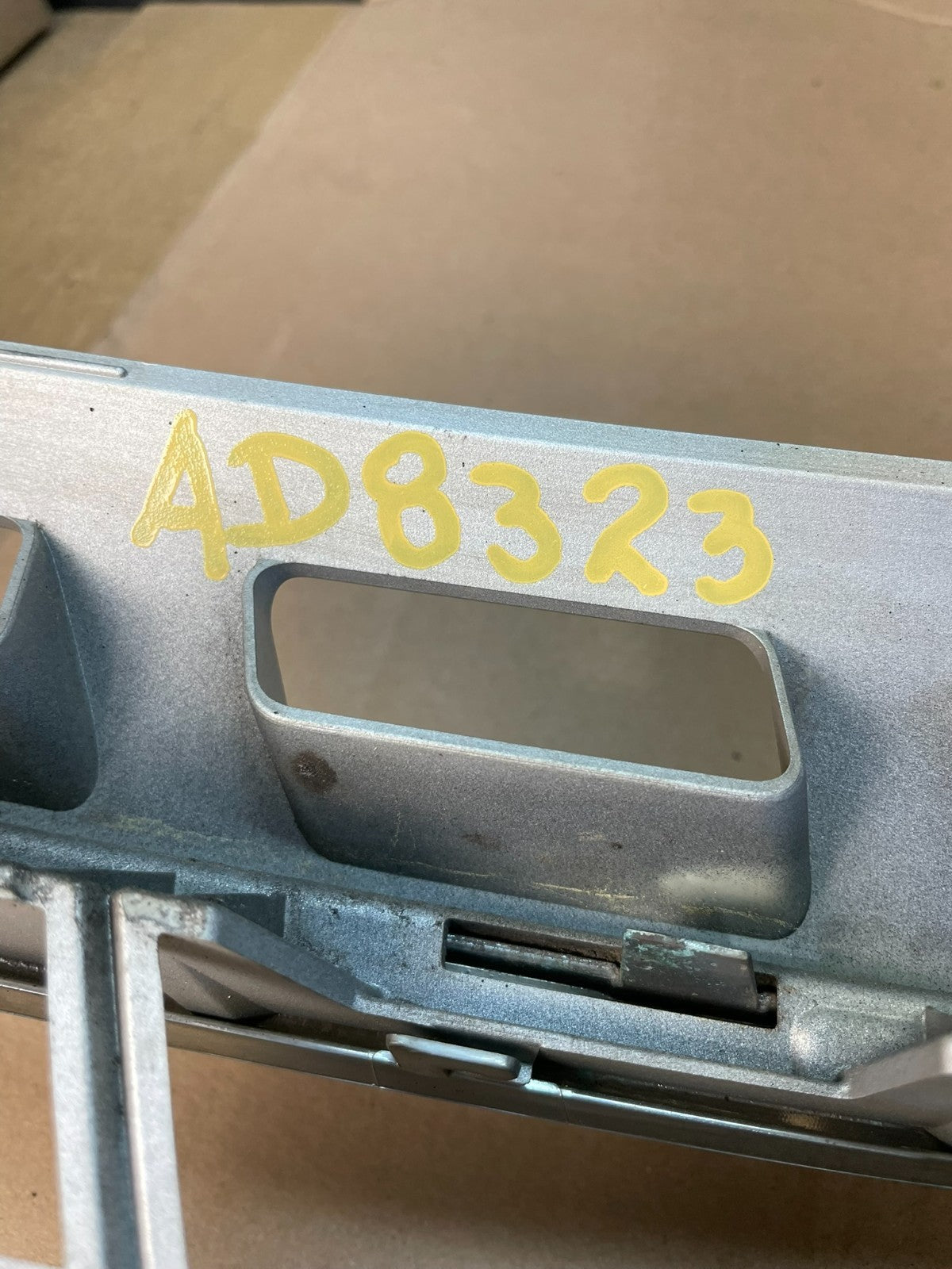 2009 to 2011 Mercedes ML-Class W164 Front Bumper Grille Grill AD8323 DG5