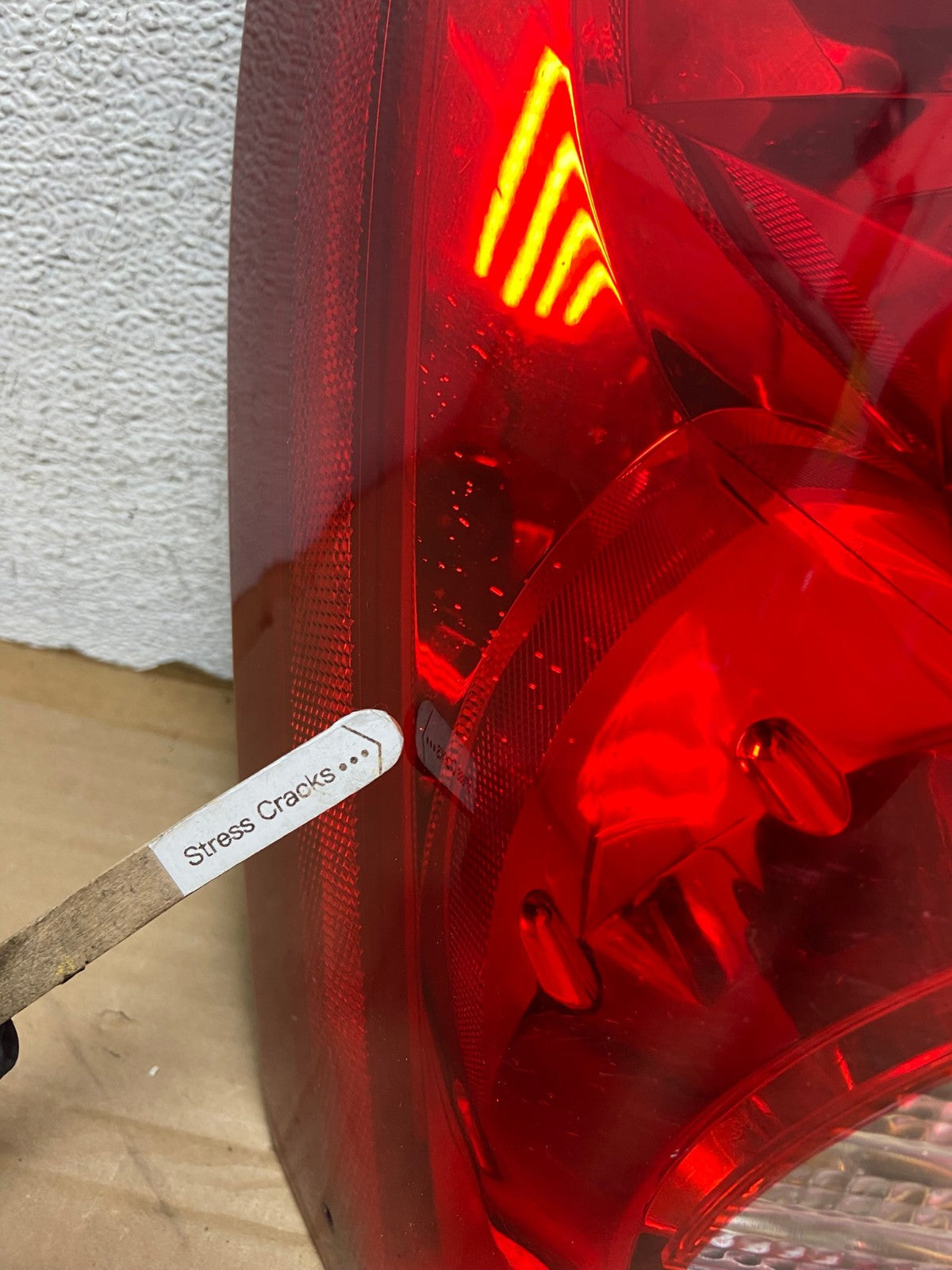 2008 2009 2010 2011 2012 Dodge Caliber Tail Light Left Driver Side AG9085 LK4