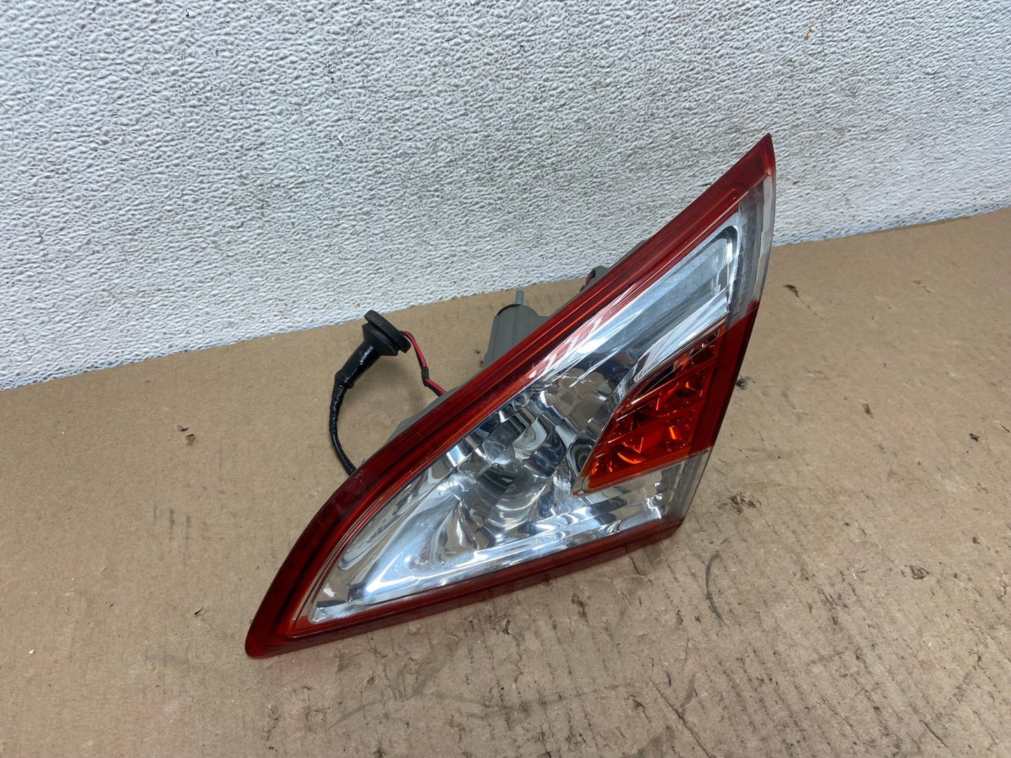2011-2014 Nissan Murano Right Passenger RH Side Inner Tail Light AF3266 LK2
