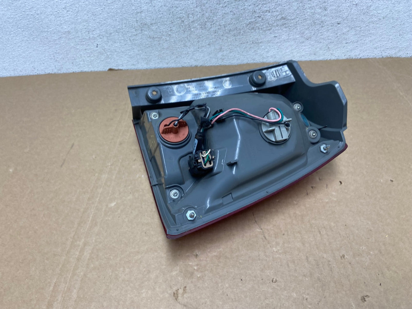 2011 2012 Kia Sorento Left Driver LH Side Tail Light AF9933 LK5