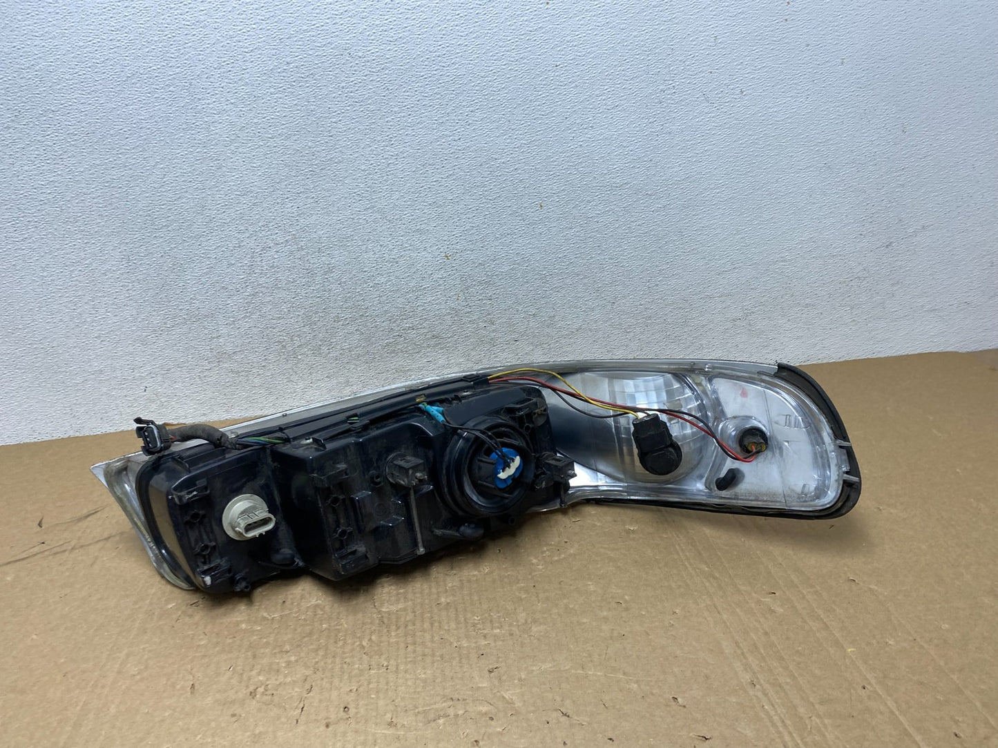 1999-2001 Lincoln & Town Car Left Driver LH Headlight Halogen AG0542 DW5