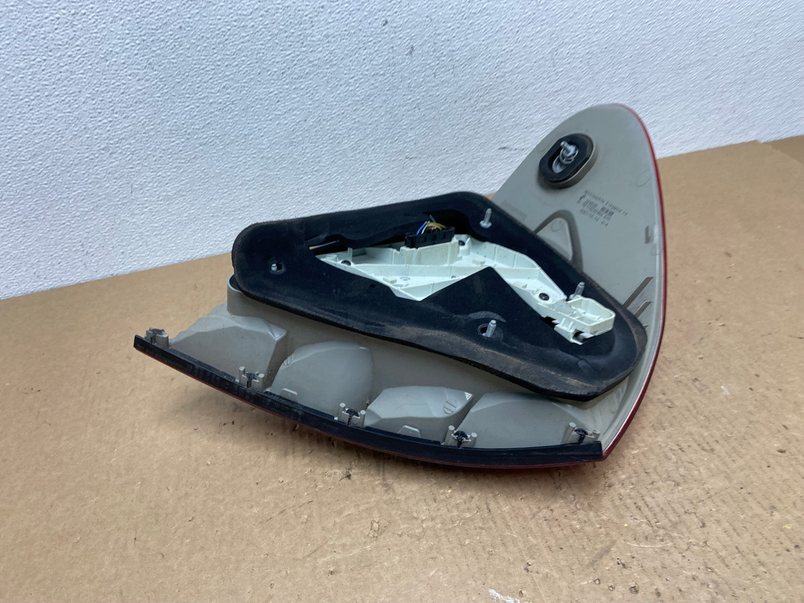2007 - 2009 Mercedes E E320 E500 Sedan Right Passenger Tail Light OEM AC1406 LK5