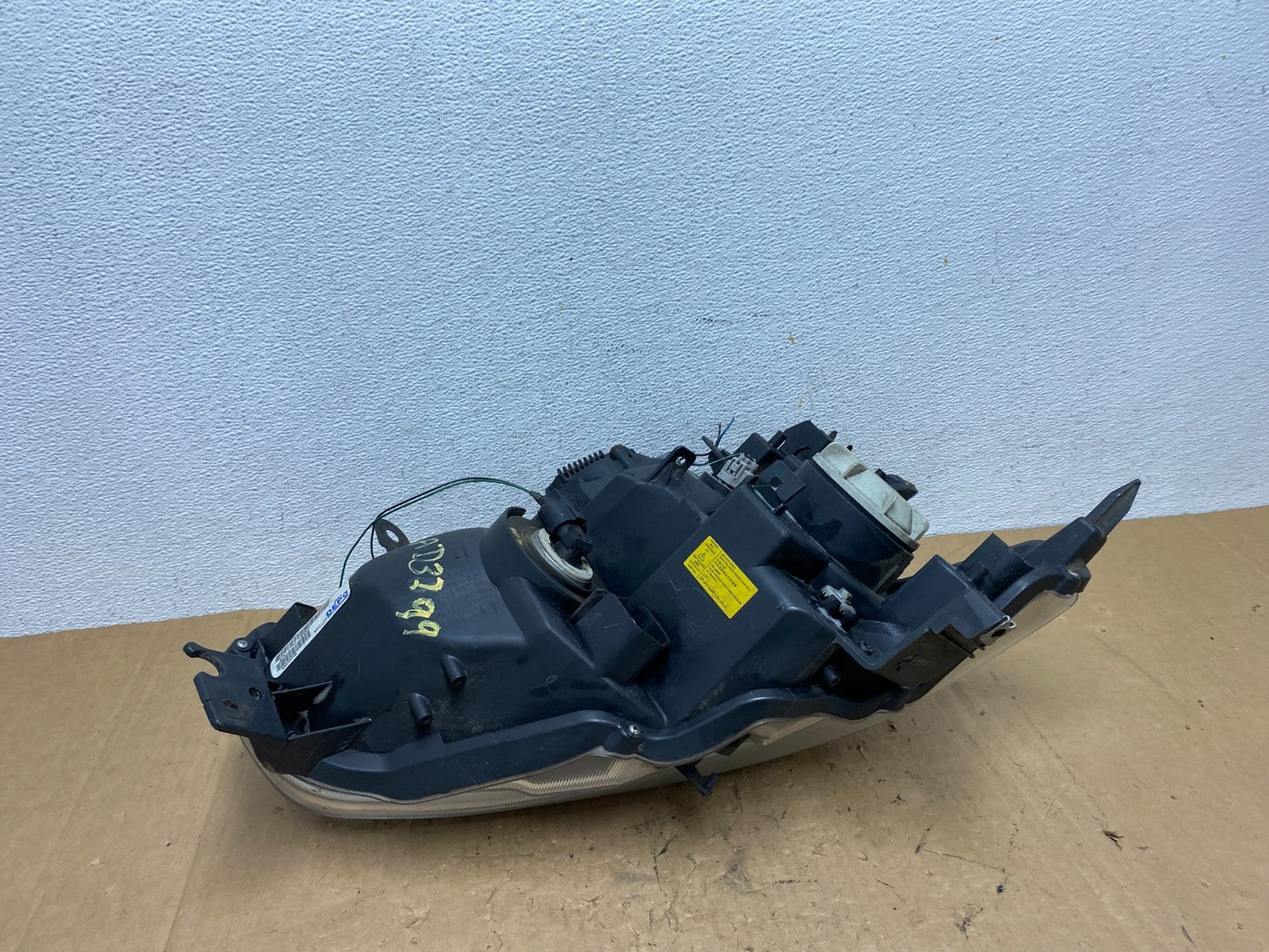 2009-2014 Nissan Maxima Headlight Left Driver Side Xenon HID DEPO AD3299 DW5
