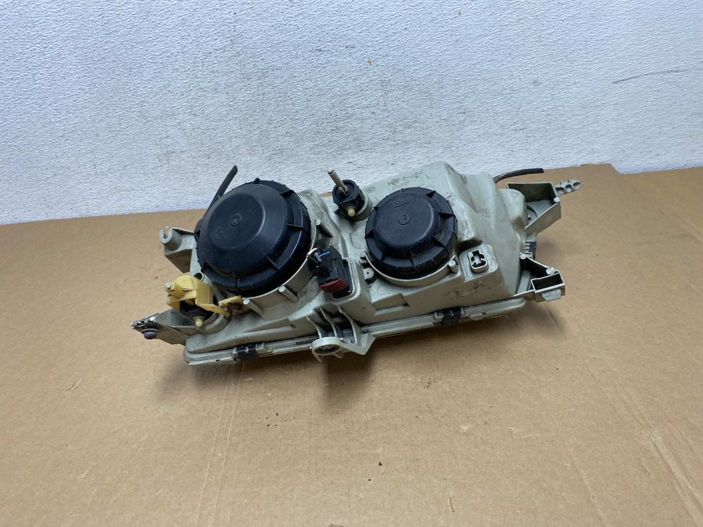 1999 to 2003 Saab 9-3 Front Right Passenger Side Headlight AD7878 DG4