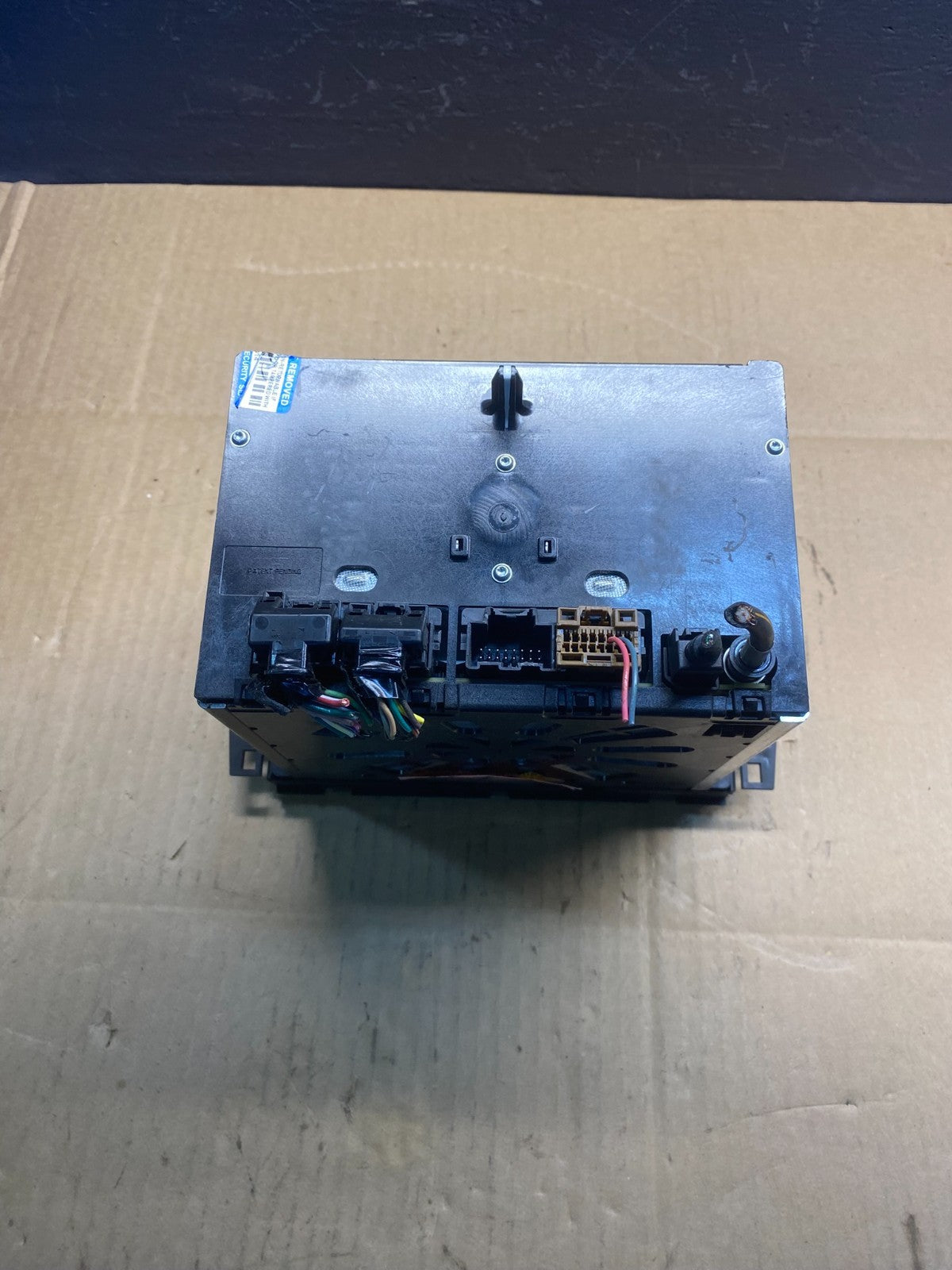 2013 2014 GMC Acadia Radio Display Screen AM/FM AUX OEM AB7450 DG5