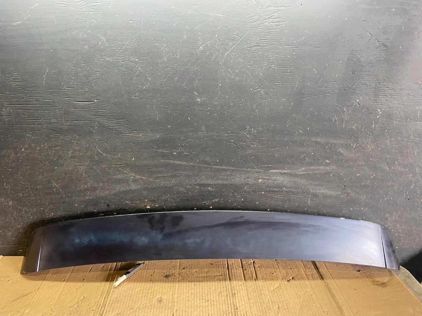 2007 to 2009 AUDI Q7 Rear Tailgate Spoiler W/ 3RD Third Brake Light OEM s6029 DG0