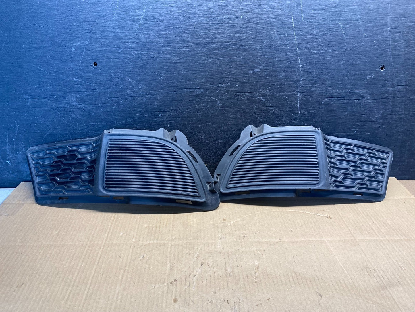 2011-2013 Kia Forte Front Left+Right Set Bumper Fog Light Cover AD4896 DG0