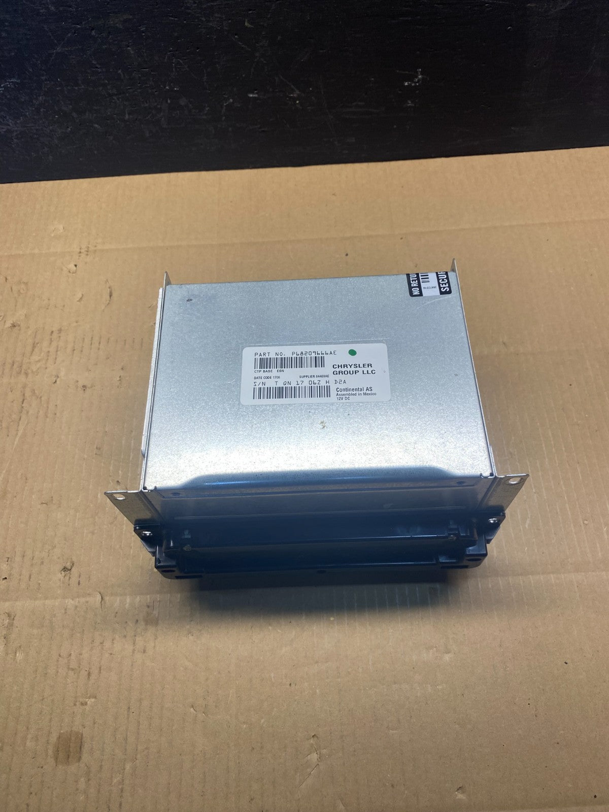 2011 - 2013 Dodge Journey Radio Info Media CD Player Unit AD1487 DG3
