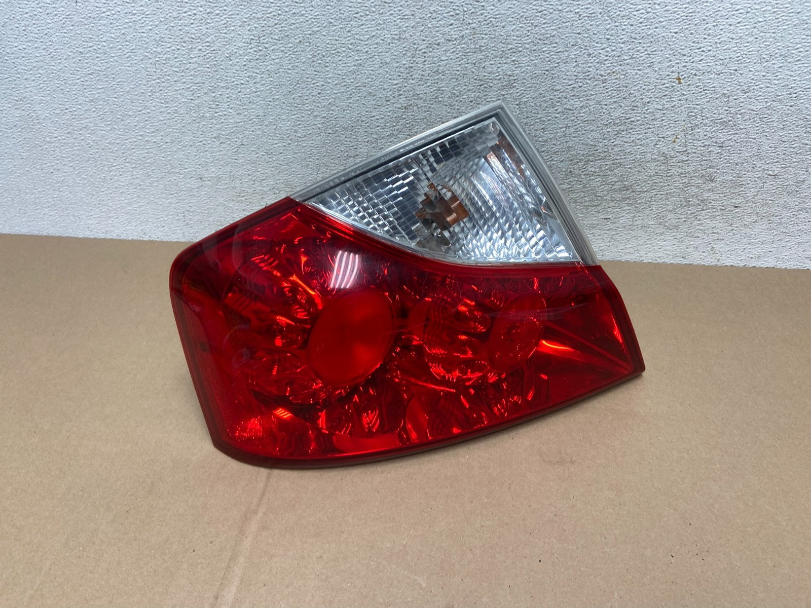 2008 2009 2010 Infiniti M35 M45 Left Driver LH Side Tail Light AG6567 DW0