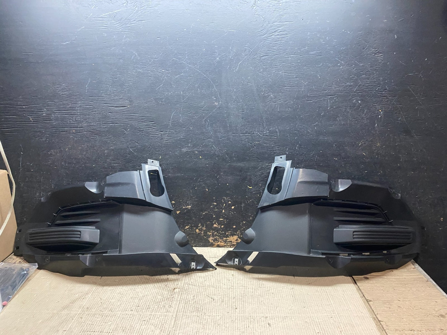 2020 - 2022 Ford Explorer Front Left+Right Side Fog Light Cover Trims X2924 DG0