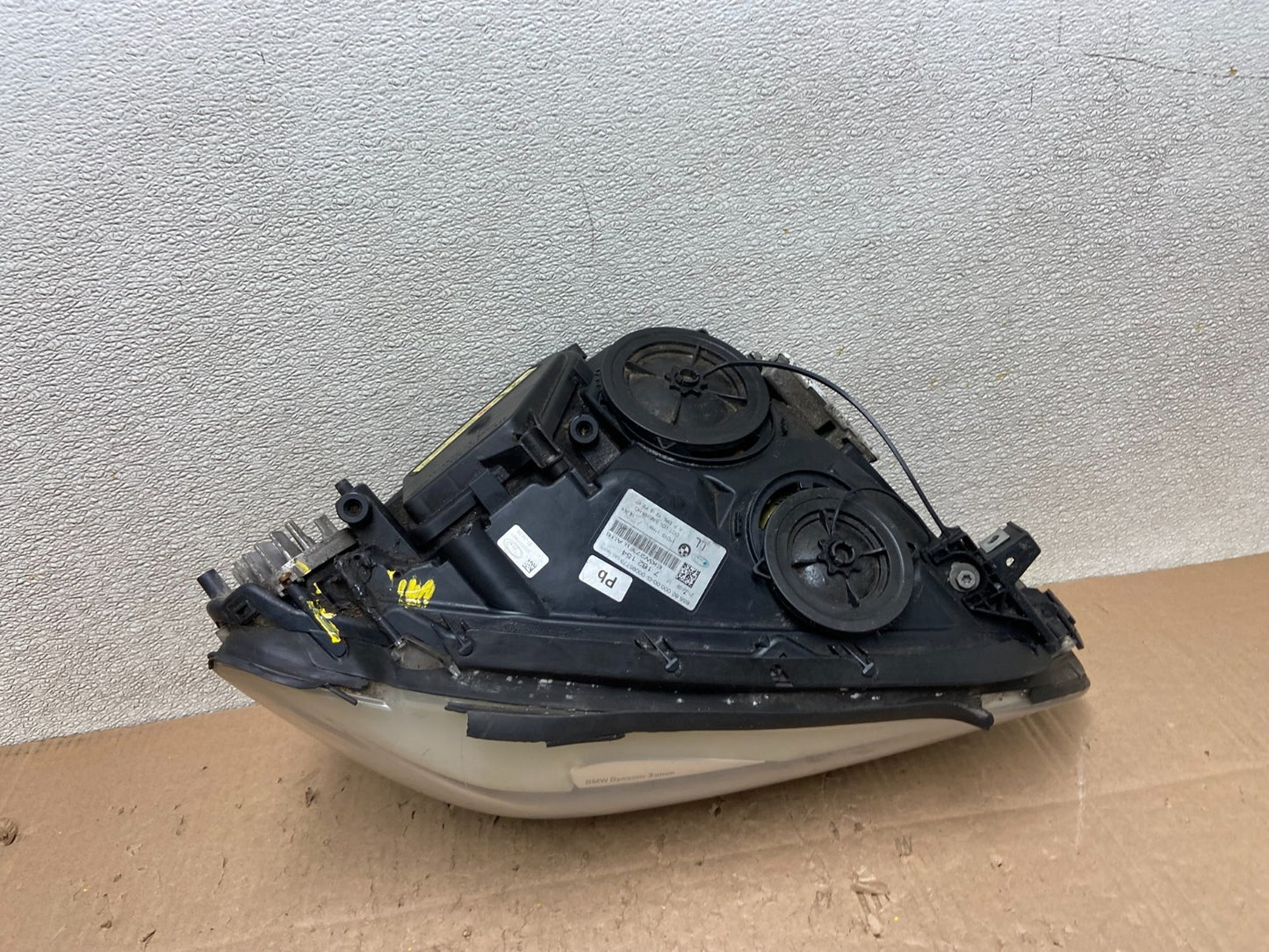 2009-2012 BMW 7-Series 740i 750i Right Passenger Xenon HID Headlight OEM Y32225