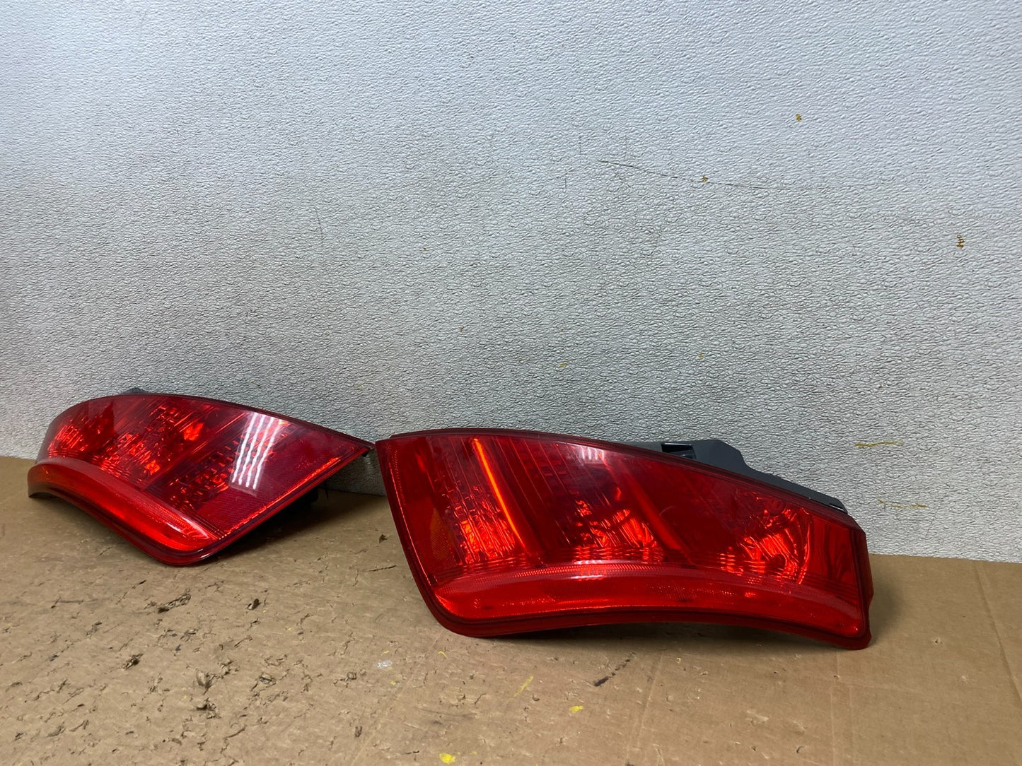 2003 2004 2005 Nissan Murano Left+Right Side Tail Lights Oem V8084 DW1
