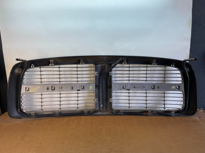 2002 2003 2004 2005 Dodge Ram 1500  Upper Front Grill Grille AG0844 DG3