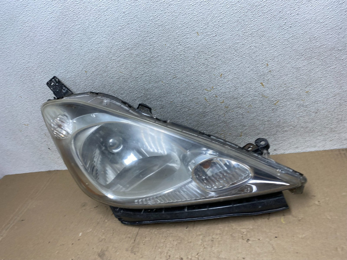 2009 to 2013 Honda Fit Right Passenger RH Side Headlight Halogen AJ2320 DW1