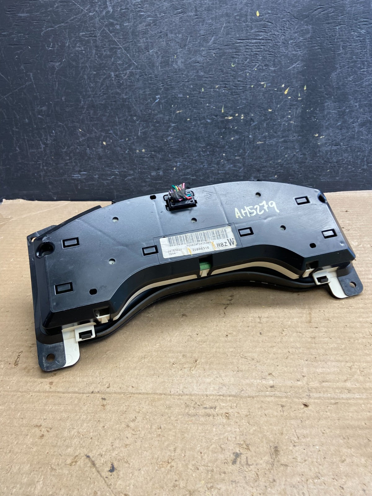 2008 to 2010 Chevrolet Express Speedometer Cluster Gauge AH5279 DG5