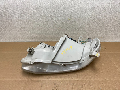 2005 to 2008 Toyota Corolla Right Passenger RH side Headlight Y8749 DW9