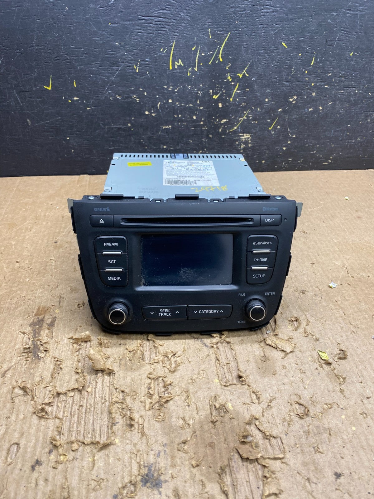 2014 2015 Kia Sorento AM/FM CD Radio Screen Display Z9718 DG0