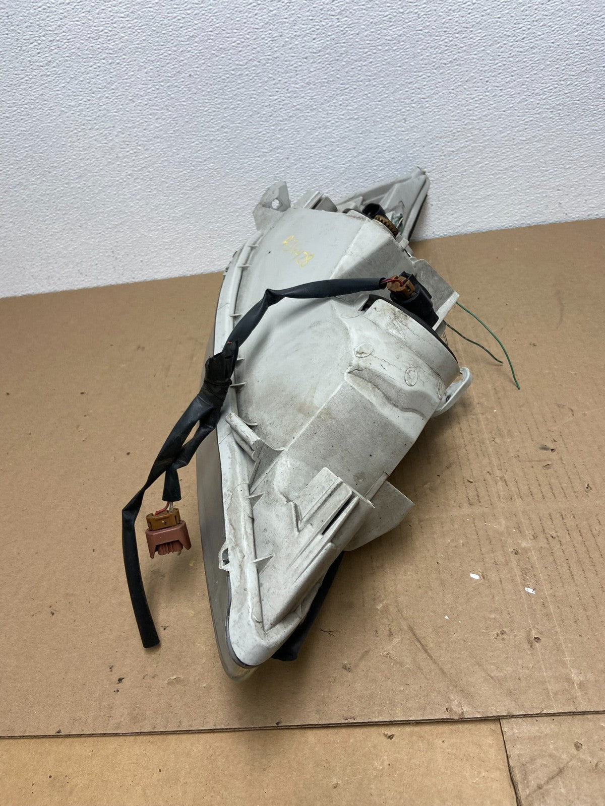 2002 2003 2004 Toyota Camry Left Driver Lh Side Halogen Headlight AB6428 DW5