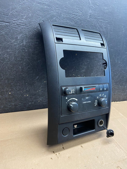 2005-2009 Dodge Durango Heat AC Climate Temp Control Radio Bezel ai3181 DG3