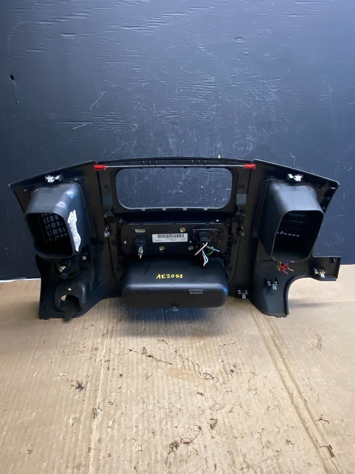 2002 to 2005 Dodge Ram Radio Climate Control Dash Air Vent Bezel Trim AE2052 DG3