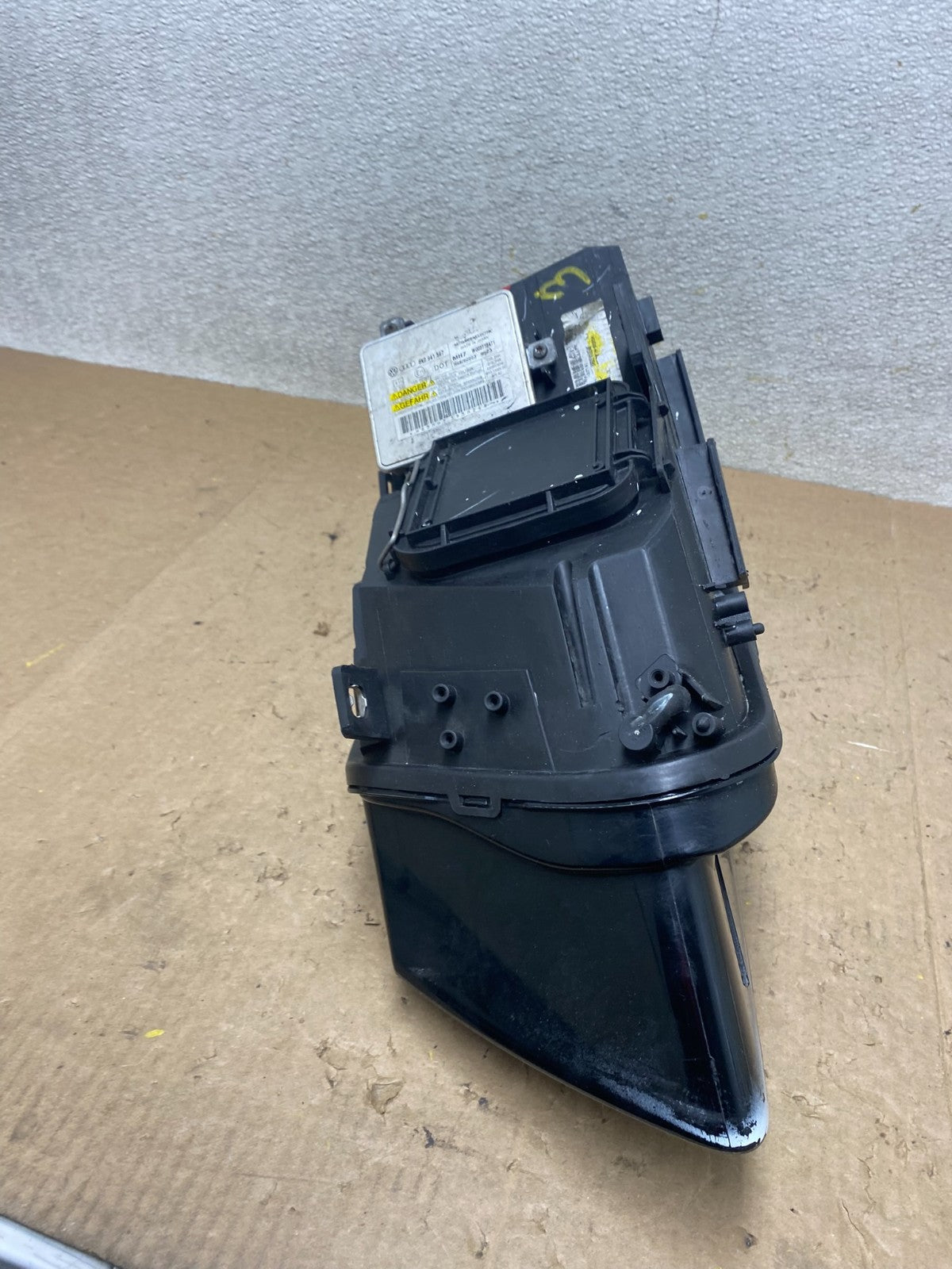 2009 to 2012 Audi Q5 Right Passenger RH Side Xenon HID Headlight OEM W9068 DW10