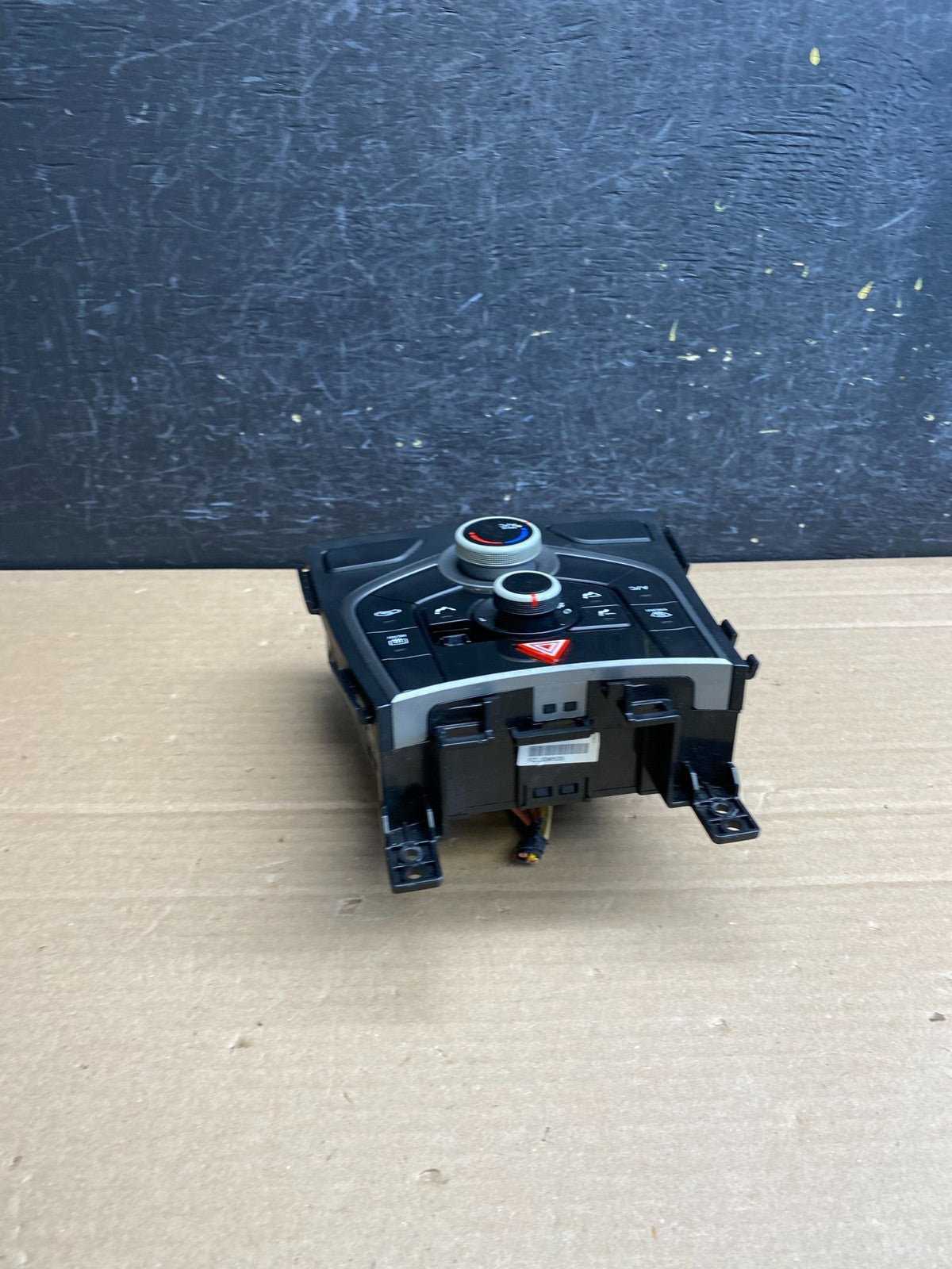 2011 - 2013 Hyundai Elantra Center Heater A/C AC Climate Control Panel AG0043 DG2