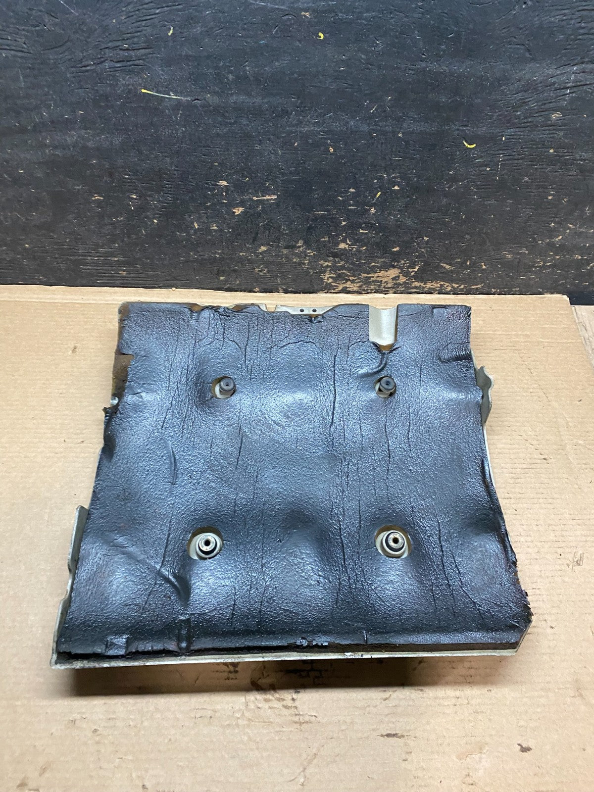 2001 to 2004 Cadillac Deville Seville Northstar Engine Motor Cover v9331 DG5
