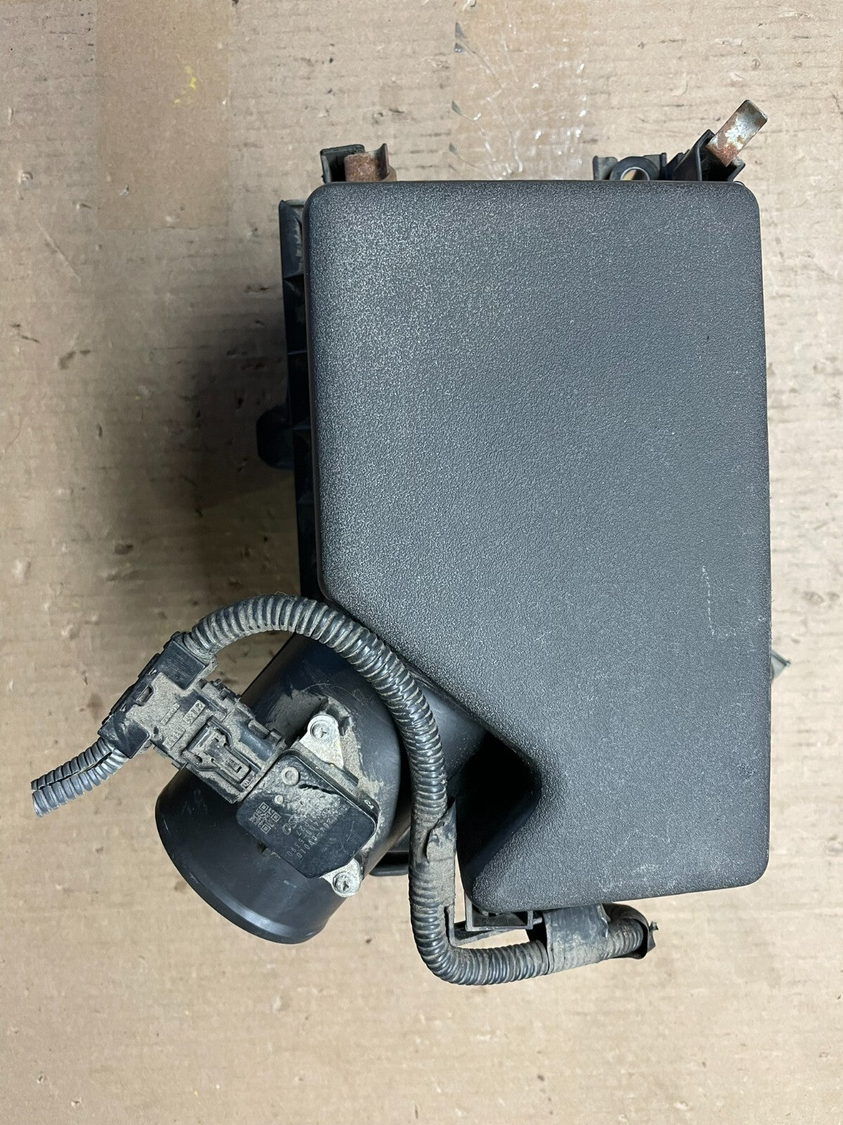 Lexus RX450h Hybrid Air Cleaner Filter Box OEM A9437 PS0
