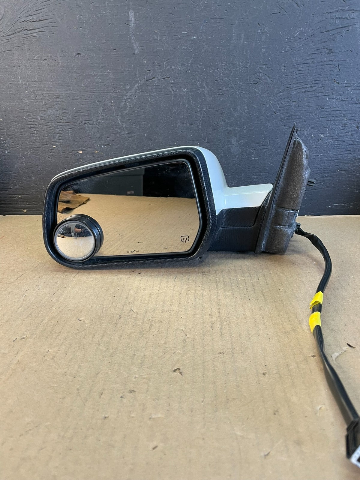 2010 to 2015 Chevrolet Equinox Left Side View Door Heated Mirror AD5593 DW9