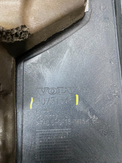 2007 to 2014 Volvo XC90 OEM 3.2L Upper Top Engine Motor Dust Cover Oem T9762 DG8
