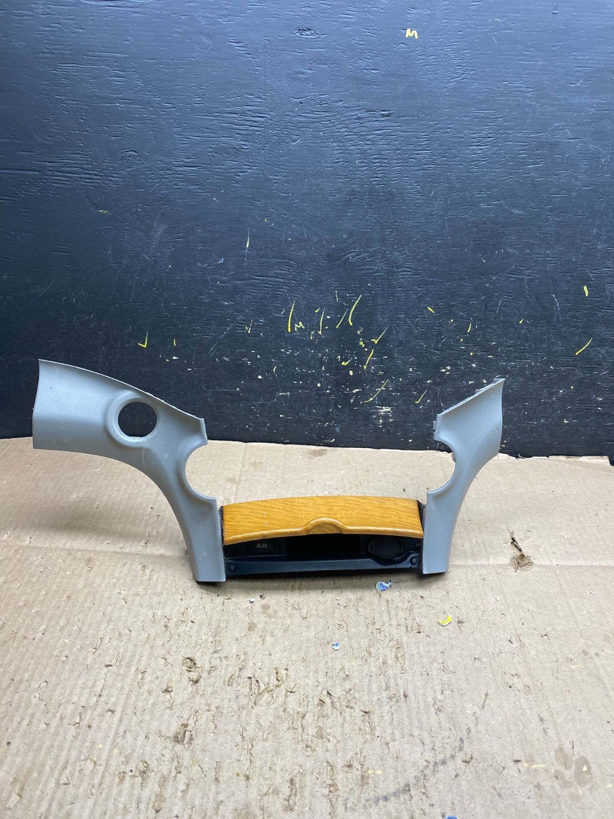 2008 to 2013 Toyota Highlander Center Dash Storage Pocket OEM Y7984 DG1