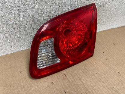 2007 2008 2009 Hyundai Santa Fe Right Passenger Tail Light Inner AH5784 LK1