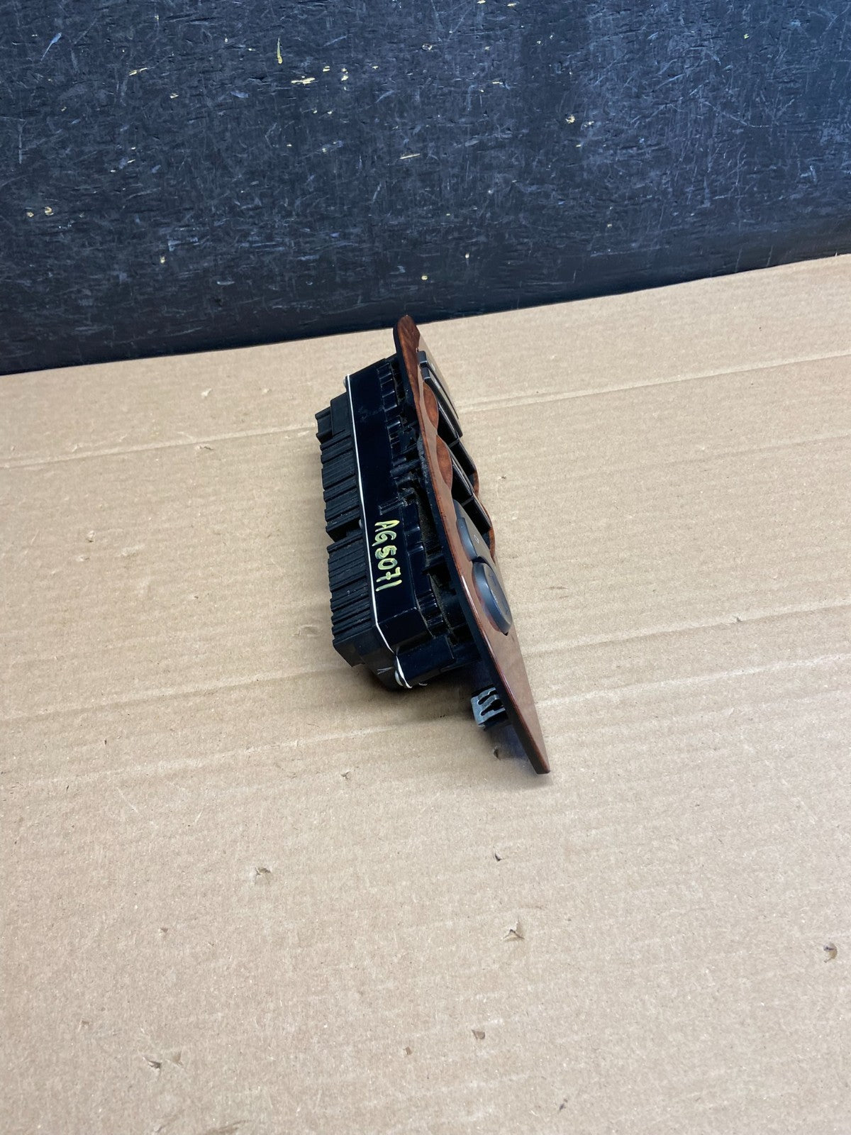 2007-2014 Cadillac Escalade Master Left Driver Power Window Switch AG5071 DG2