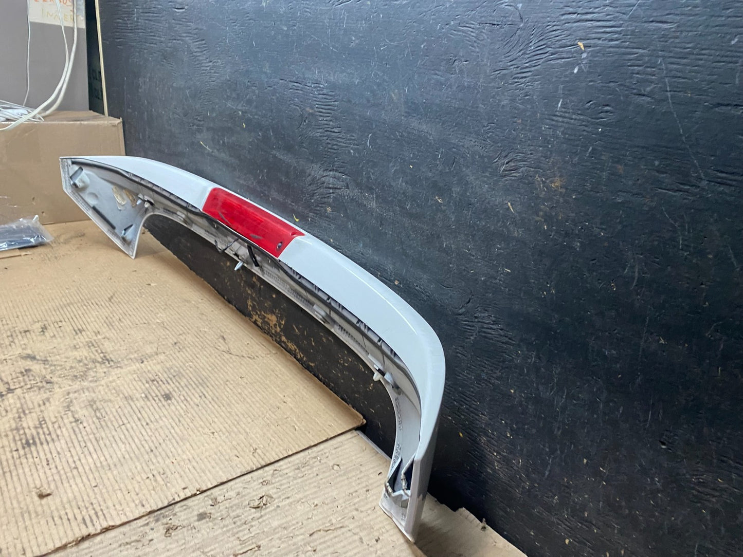 2011 to 2013 Ford Fiesta 5 Hatchback Rear Trunk Spoiler Oem V9510 DG9