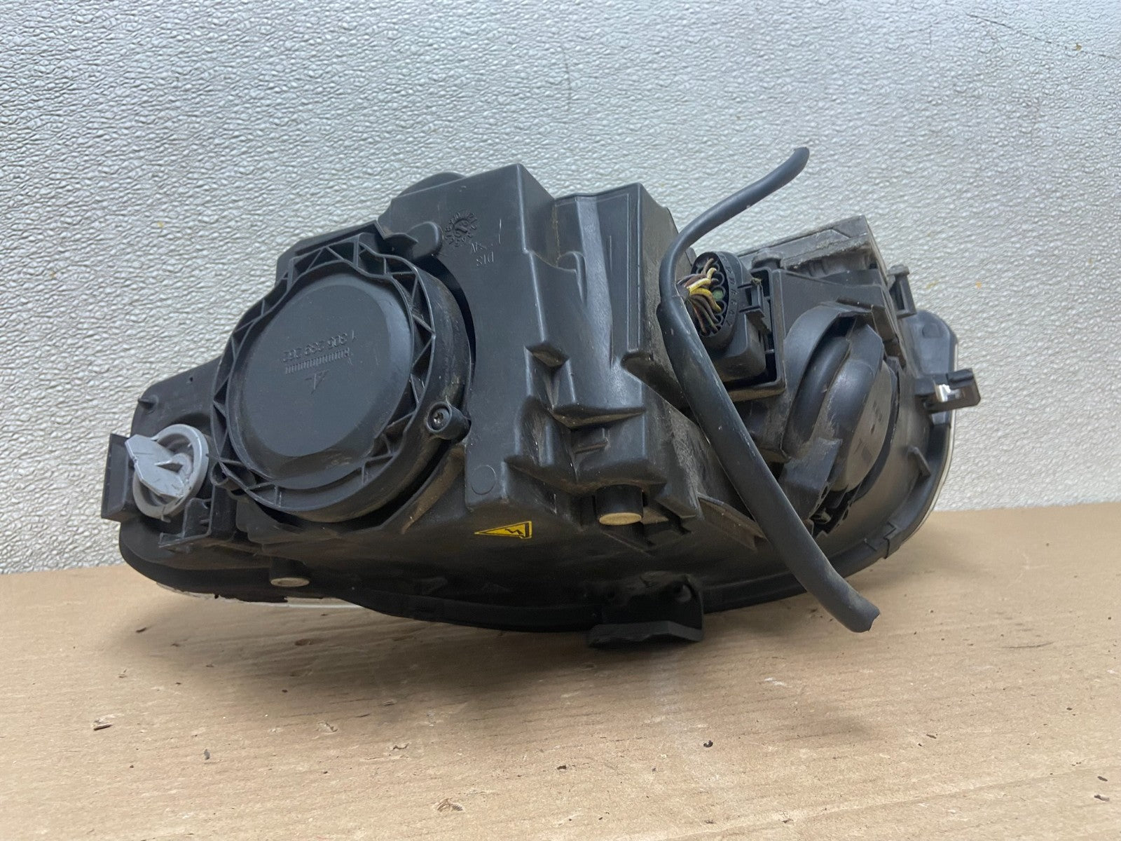 2005 2006 2007 2008 Audi A4 Right Passenger RH XENON HID Headlight Oem AA8716 DW5