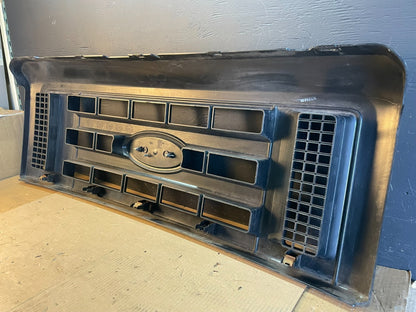 2008 to 2014 Ford Econoline E150 E250 Front Upper Chrome Grill Grille AB7892 DG7