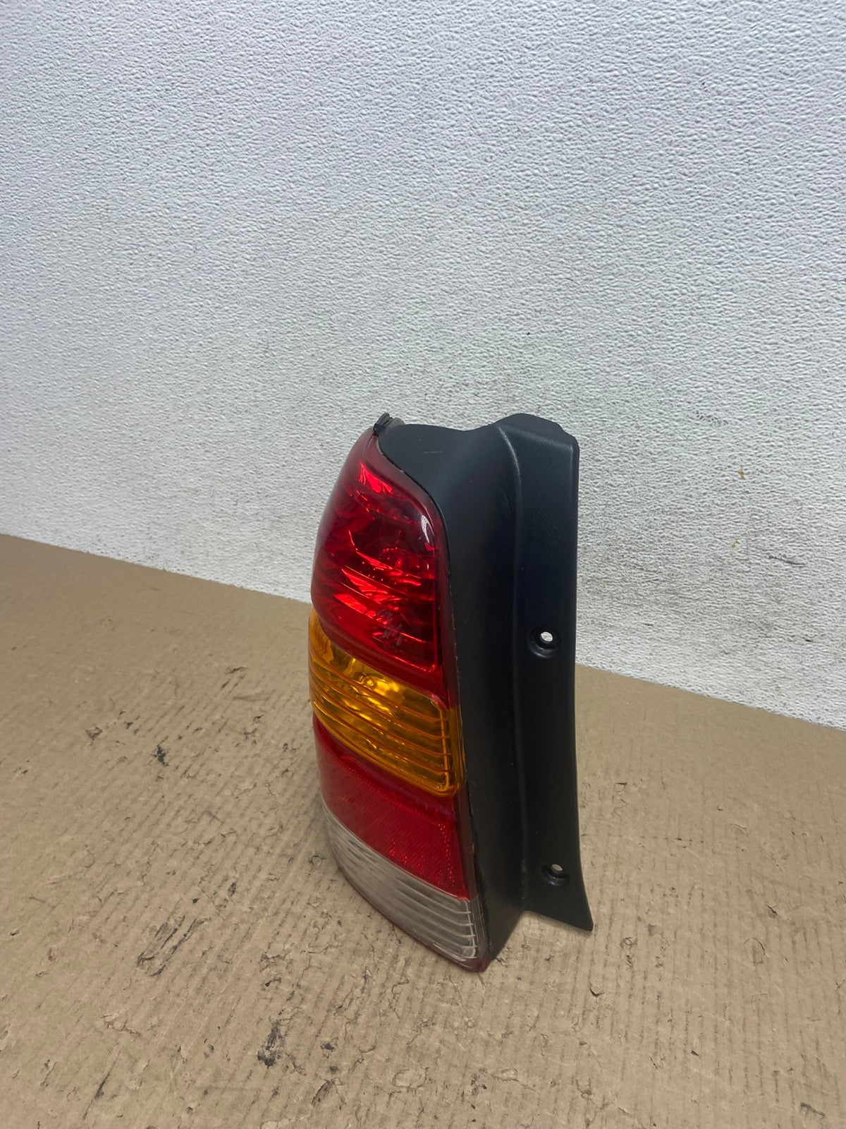 2001 to 2007 Ford Escape Left Driver Lh Side Tail Light AFTERMARKET AF7036 LK1