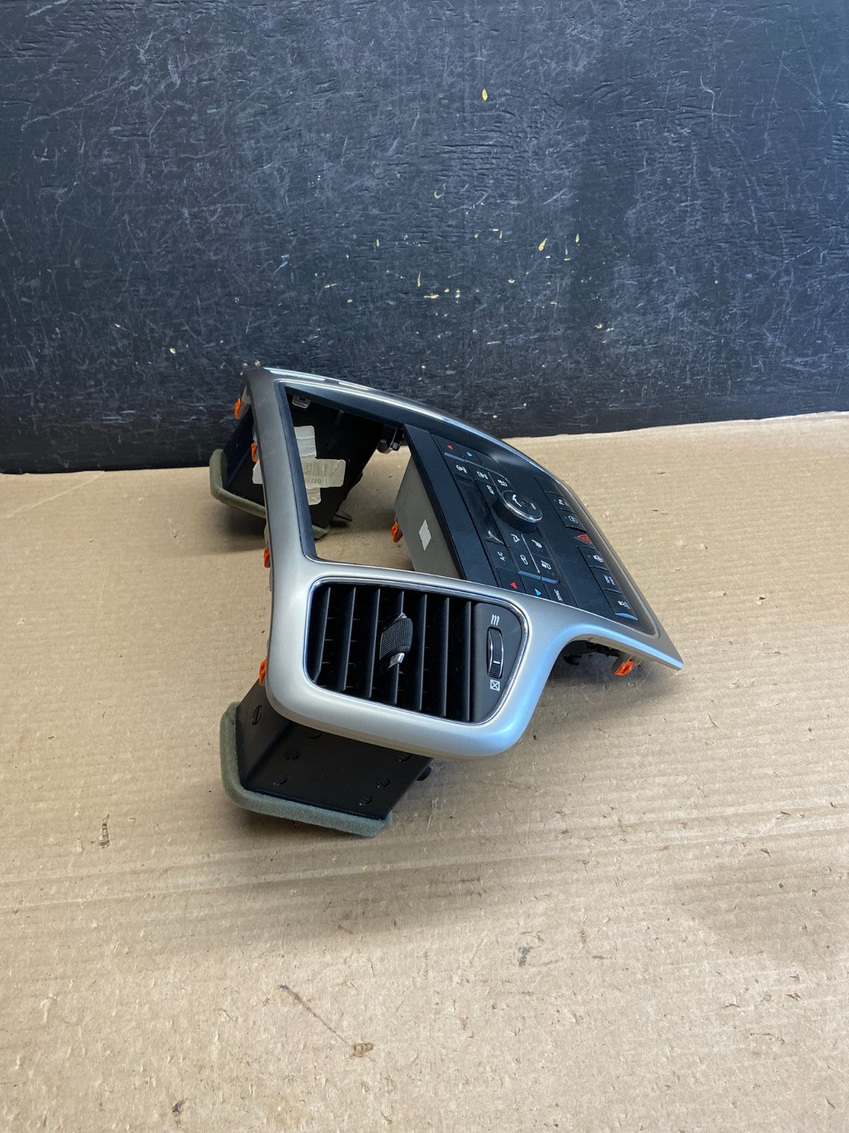 2011-2013 Jeep Grand Cherokee Center Radio Climate Control Bezel Vent AH3526 DG1