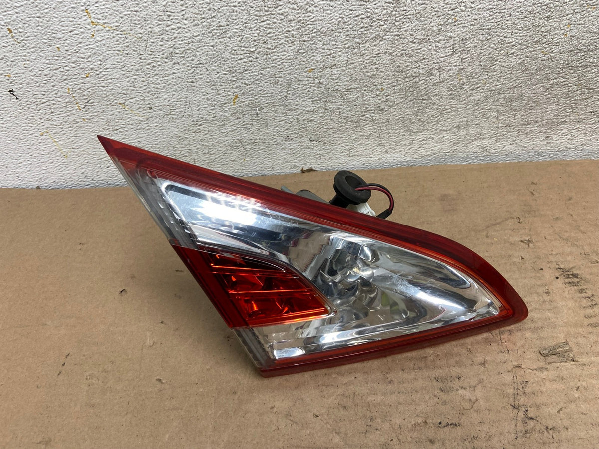 2011-2014 Nissan Murano Left Driver Lh Side Inner Tail Light AI0940 LK0