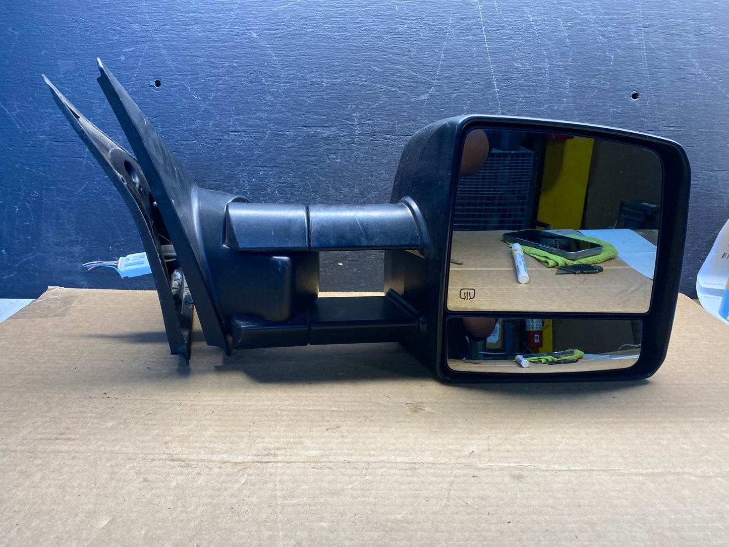 2007 to 2012 Toyota Tundra Right Passenger RH Side Door View Mirror AF7523 DG8